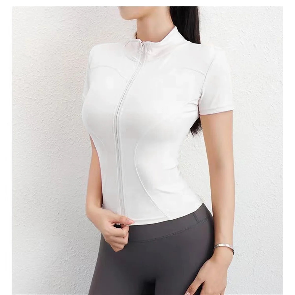 Top con Cierre Ajustado – Ropa de Vestir Estilo Urbano